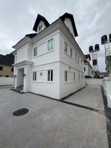 5 Bedroom Fully Detached Duplex with BQ
